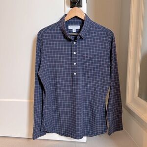 Mizzen & Main Leeward No Tuck Shirt - Medium Trim Men’s - Navy Blue and Red